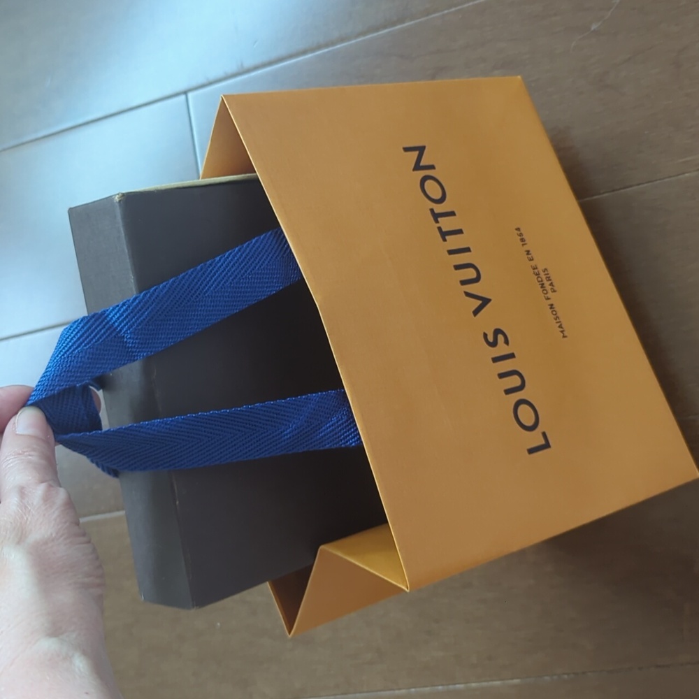 LV Box and Bag Louis Vuitton - Picture 4 of 4